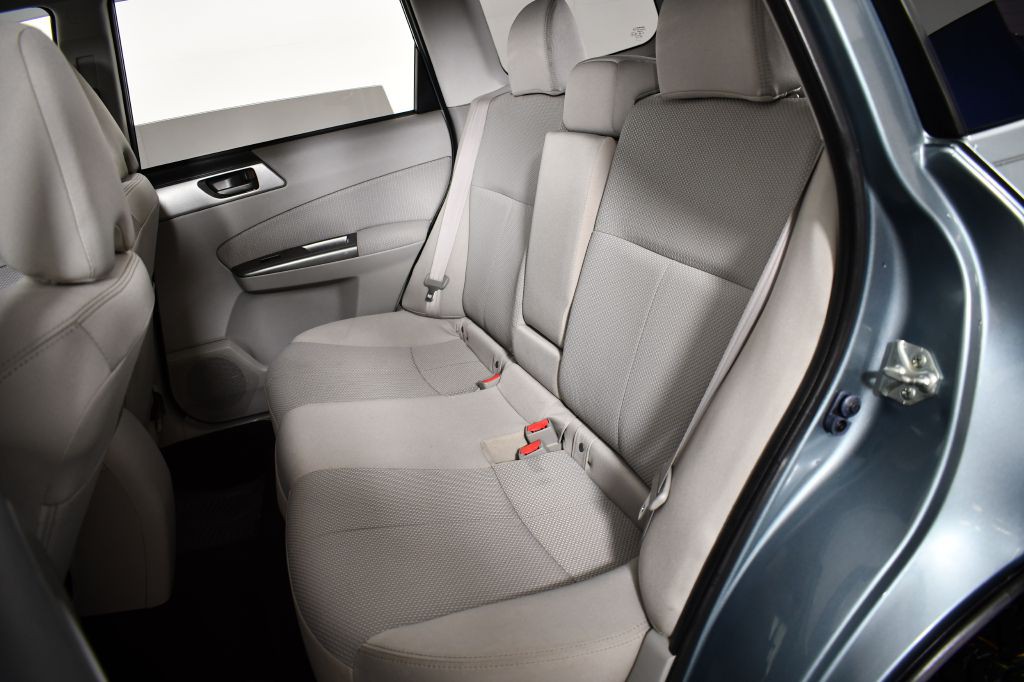 2012 Subaru Forester Image 24
