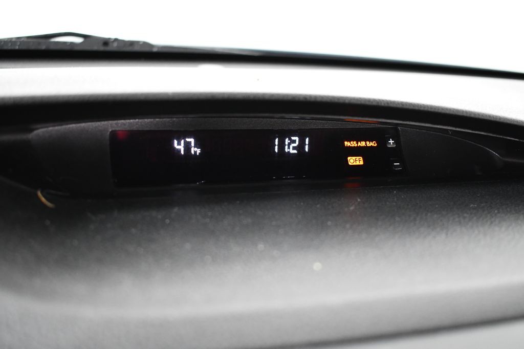 2012 Subaru Forester Image 32