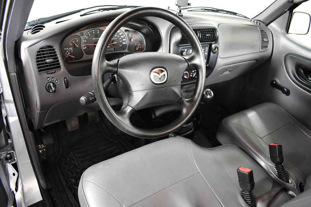 2003 Mazda B-Series Image 14