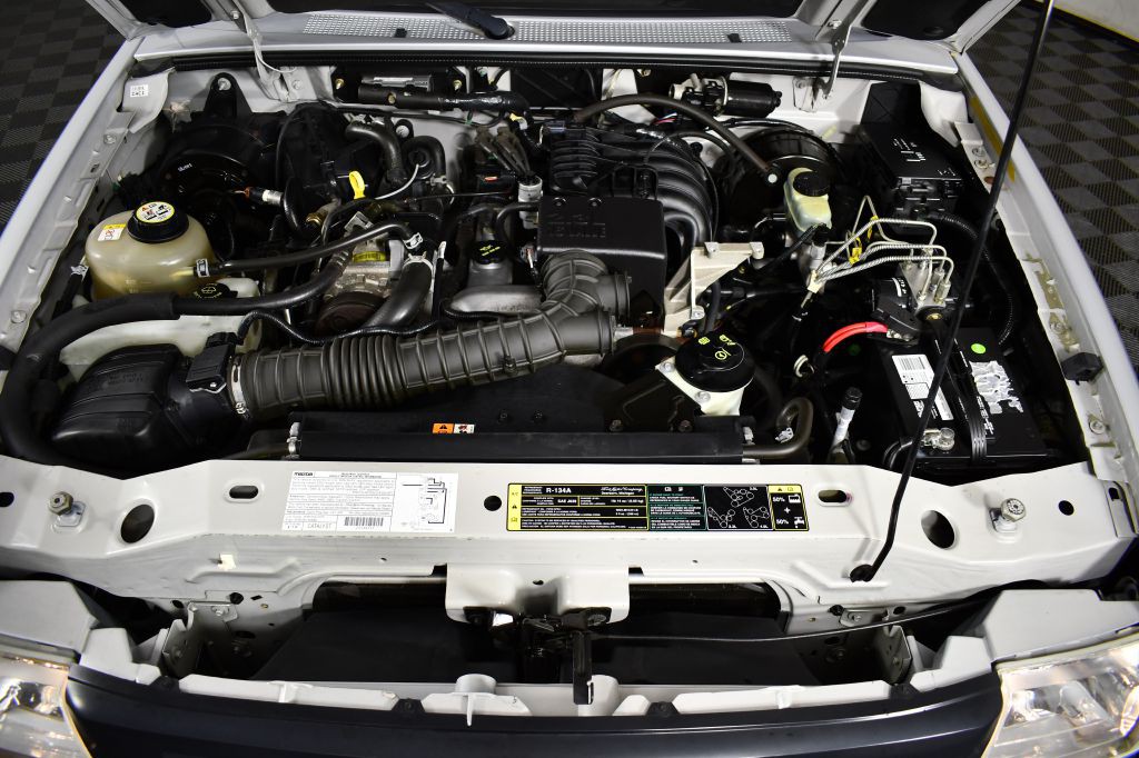 2003 Mazda B-Series Image 28