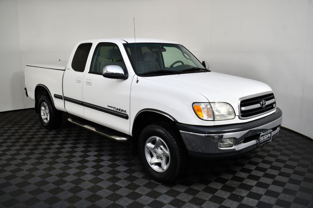 2000 Toyota Tundra Image 3