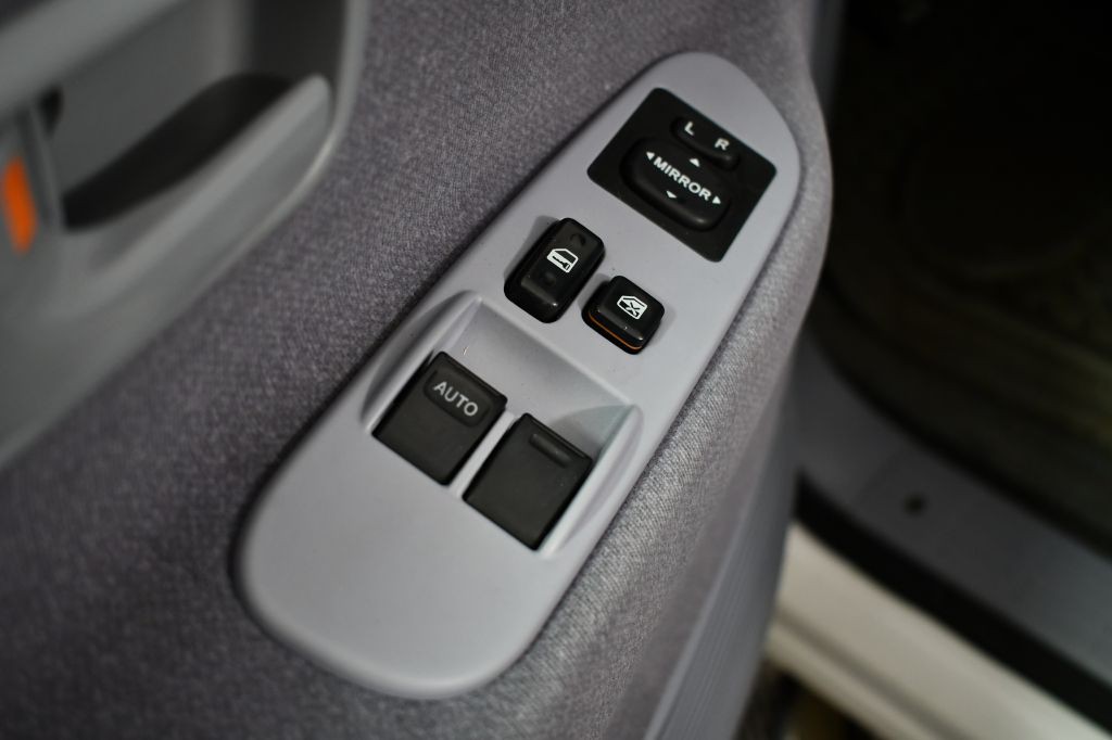 2000 Toyota Tundra Image 22