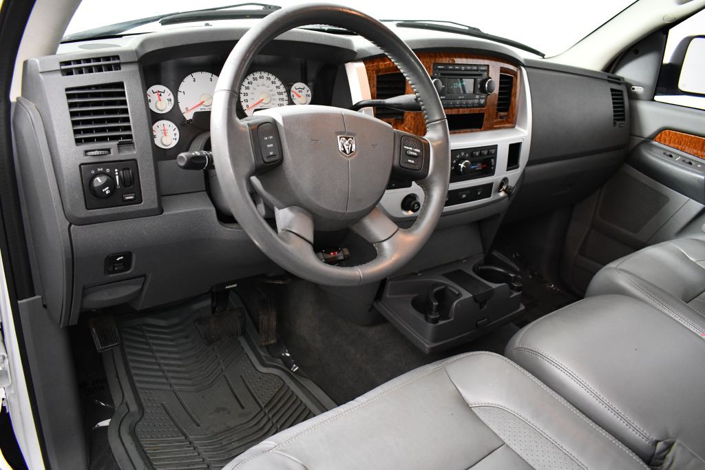 2007 Dodge Ram 3500 Image 13
