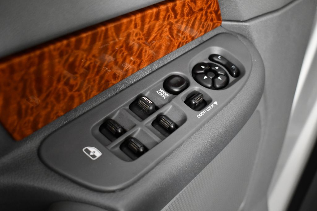 2007 Dodge Ram 3500 Image 15