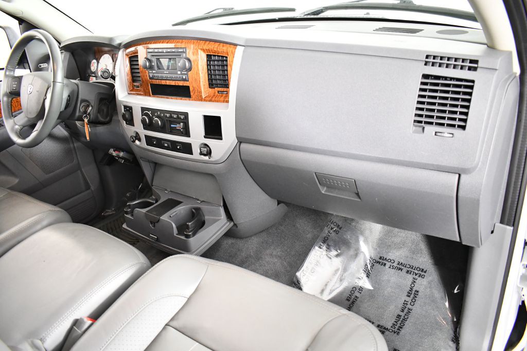 2007 Dodge Ram 3500 Image 25
