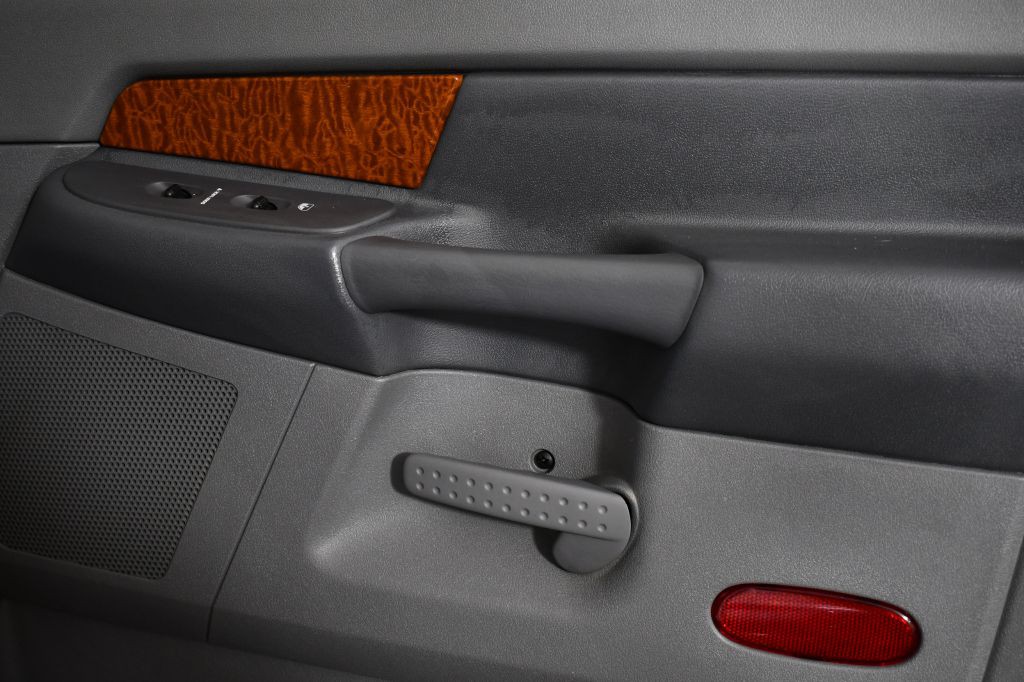 2007 Dodge Ram 3500 Image 36