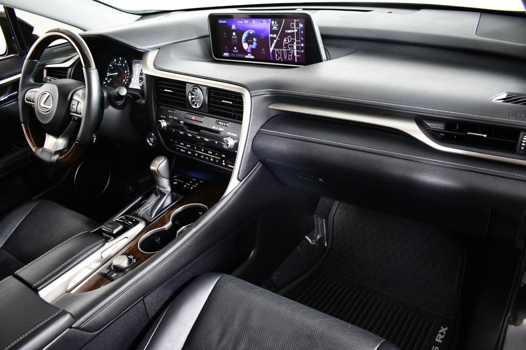 2016 Lexus RX Image 21