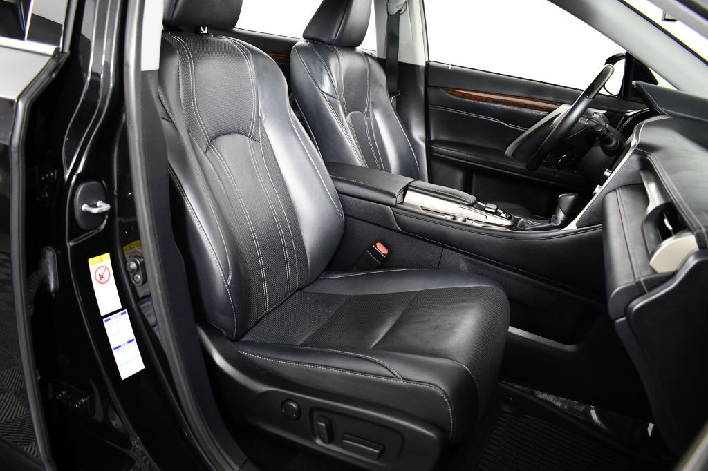 2016 Lexus RX Image 22