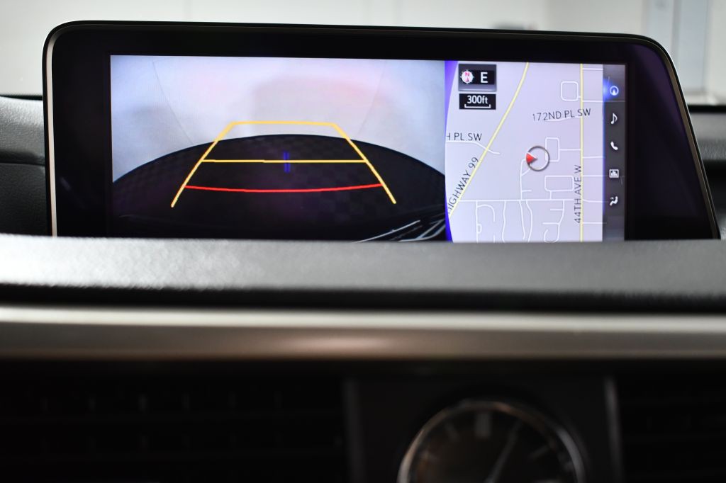 2016 Lexus RX Image 33