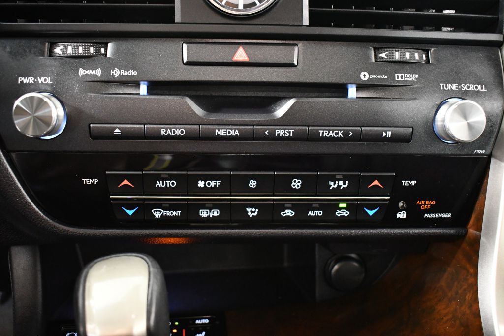 2016 Lexus RX Image 38