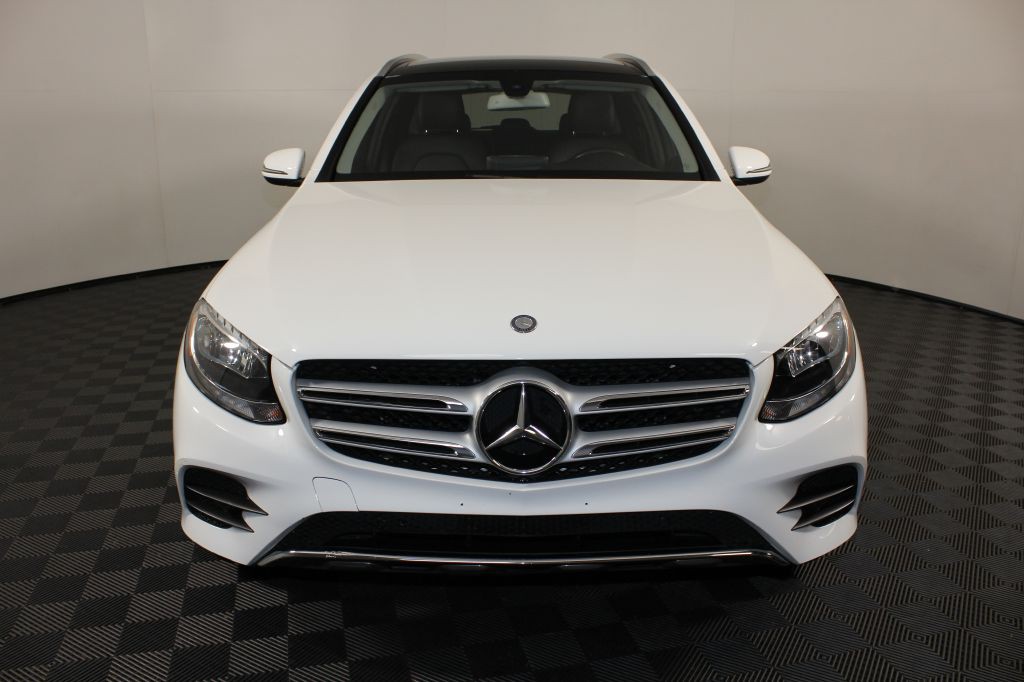 2016 Mercedes-Benz GLC-Class Image 2