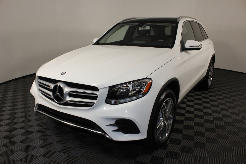 2016 Mercedes-Benz GLC-Class Image 4
