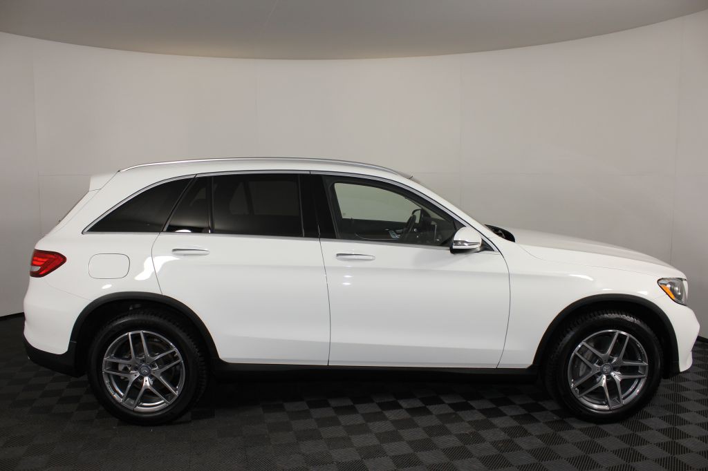 2016 Mercedes-Benz GLC-Class Image 6