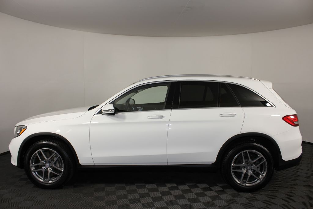 2016 Mercedes-Benz GLC-Class Image 14
