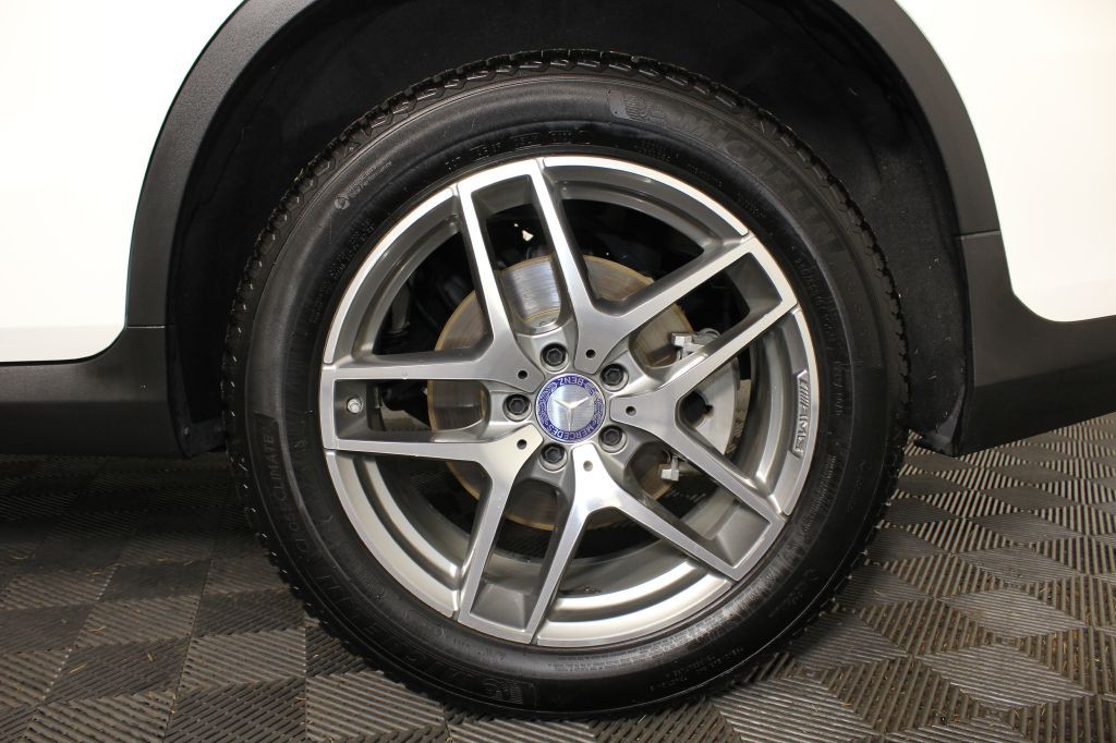 2016 Mercedes-Benz GLC-Class Image 20