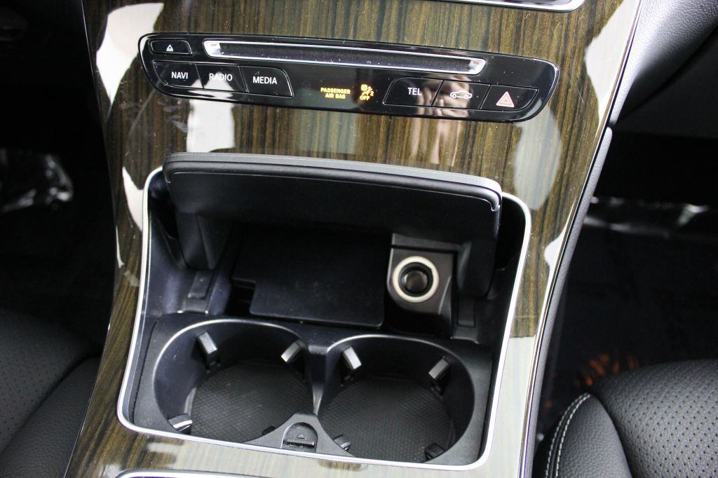 2016 Mercedes-Benz GLC-Class Image 53