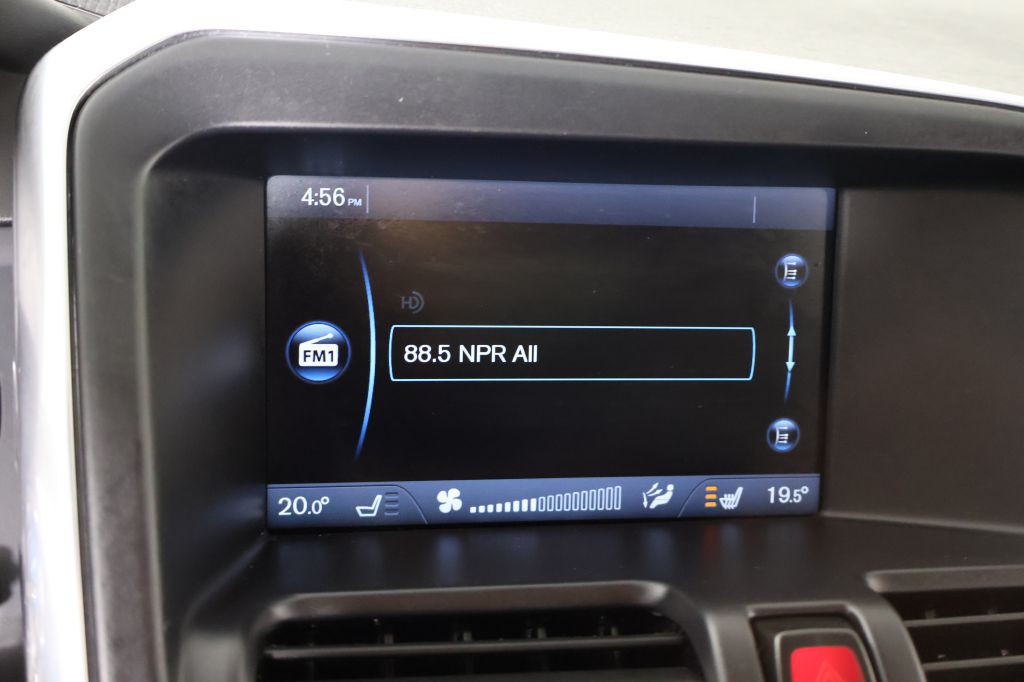 2014 Volvo XC60 Image 25