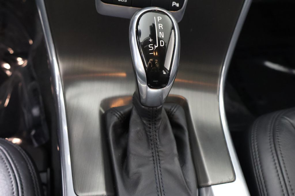 2014 Volvo XC60 Image 28