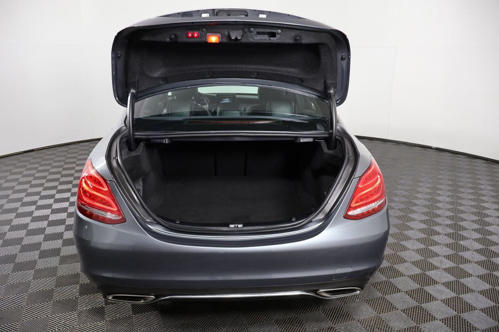 2018 Mercedes-Benz C-Class Image 13