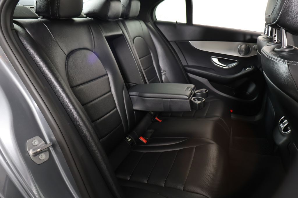 2018 Mercedes-Benz C-Class Image 19