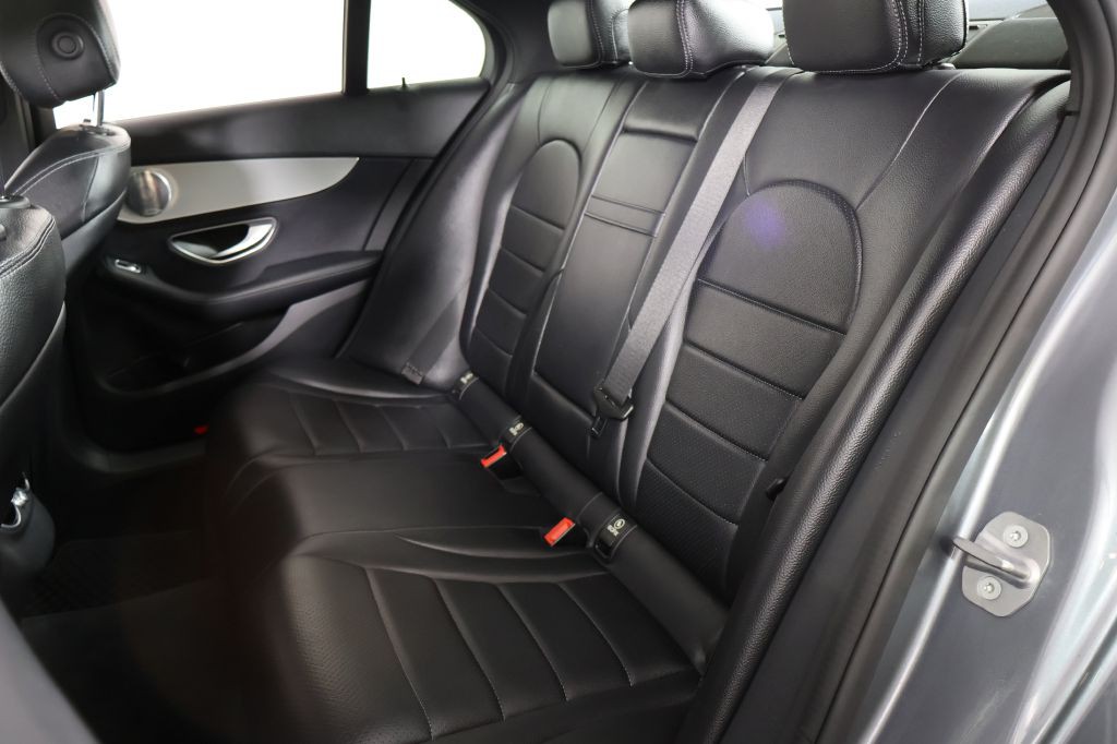 2018 Mercedes-Benz C-Class Image 20
