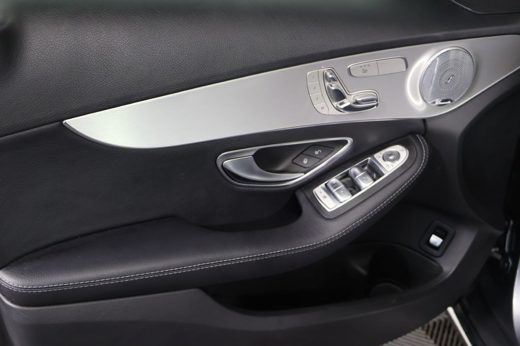 2018 Mercedes-Benz C-Class Image 24
