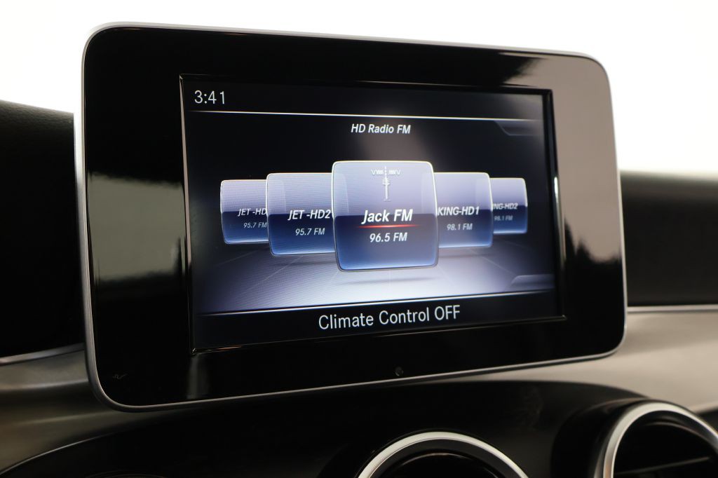 2018 Mercedes-Benz C-Class Image 35