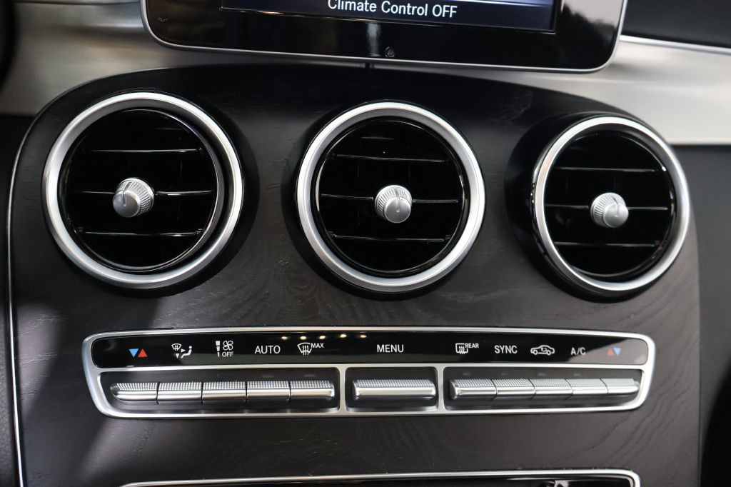 2018 Mercedes-Benz C-Class Image 37