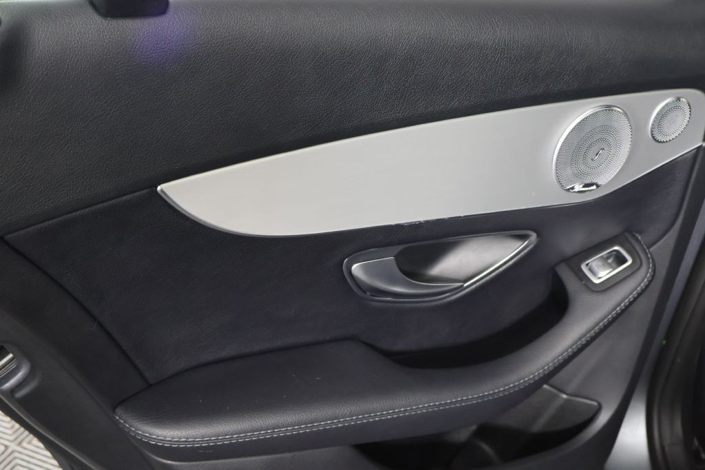 2018 Mercedes-Benz C-Class Image 42