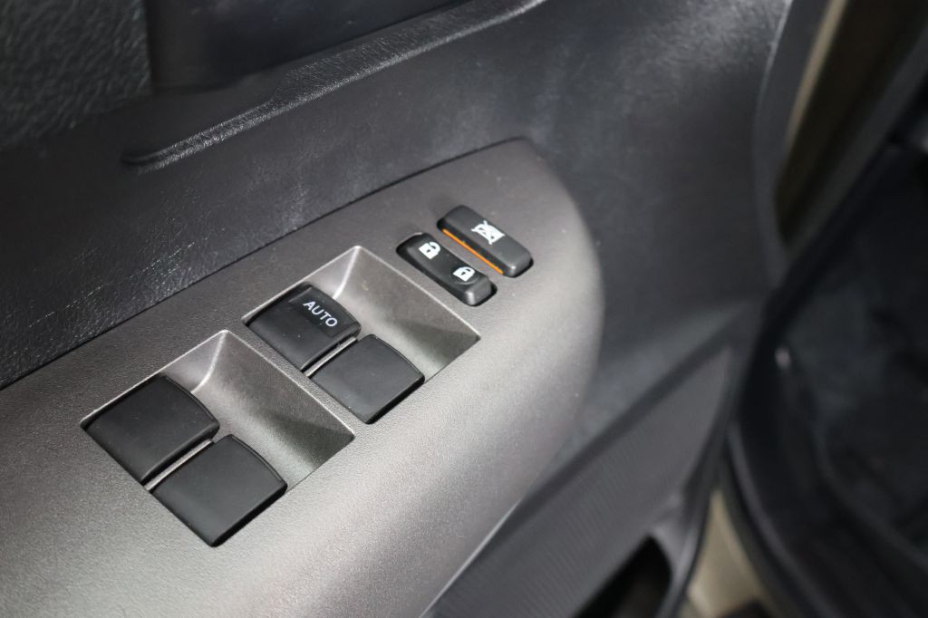 2012 Toyota Tundra Image 23