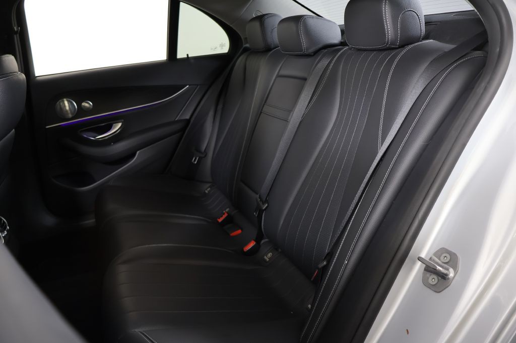 2017 Mercedes-Benz E-Class Image 19