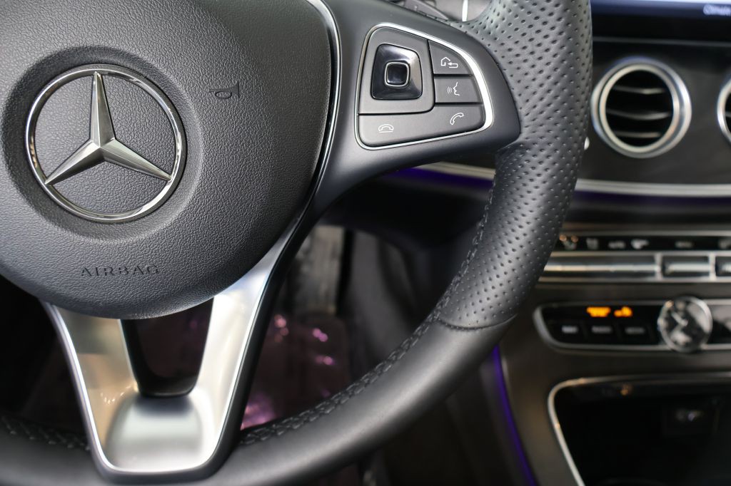 2017 Mercedes-Benz E-Class Image 32