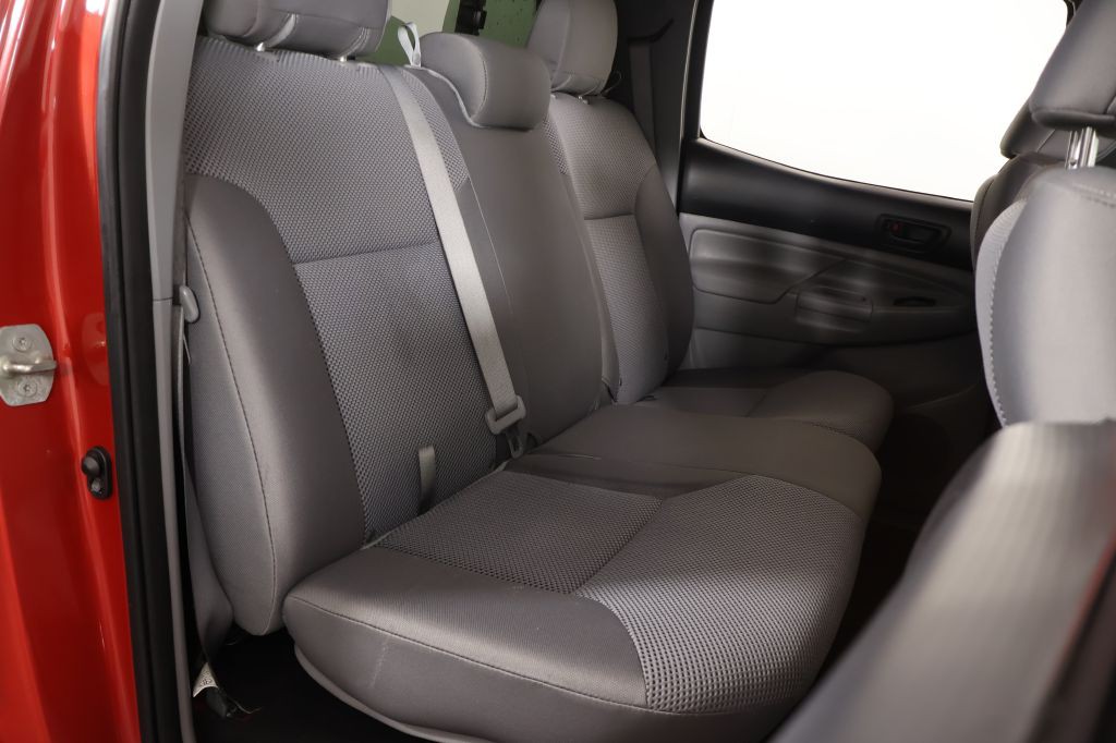 2014 Toyota Tacoma Image 20