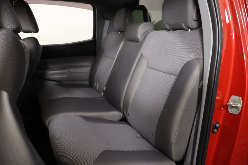 2014 Toyota Tacoma Image 22