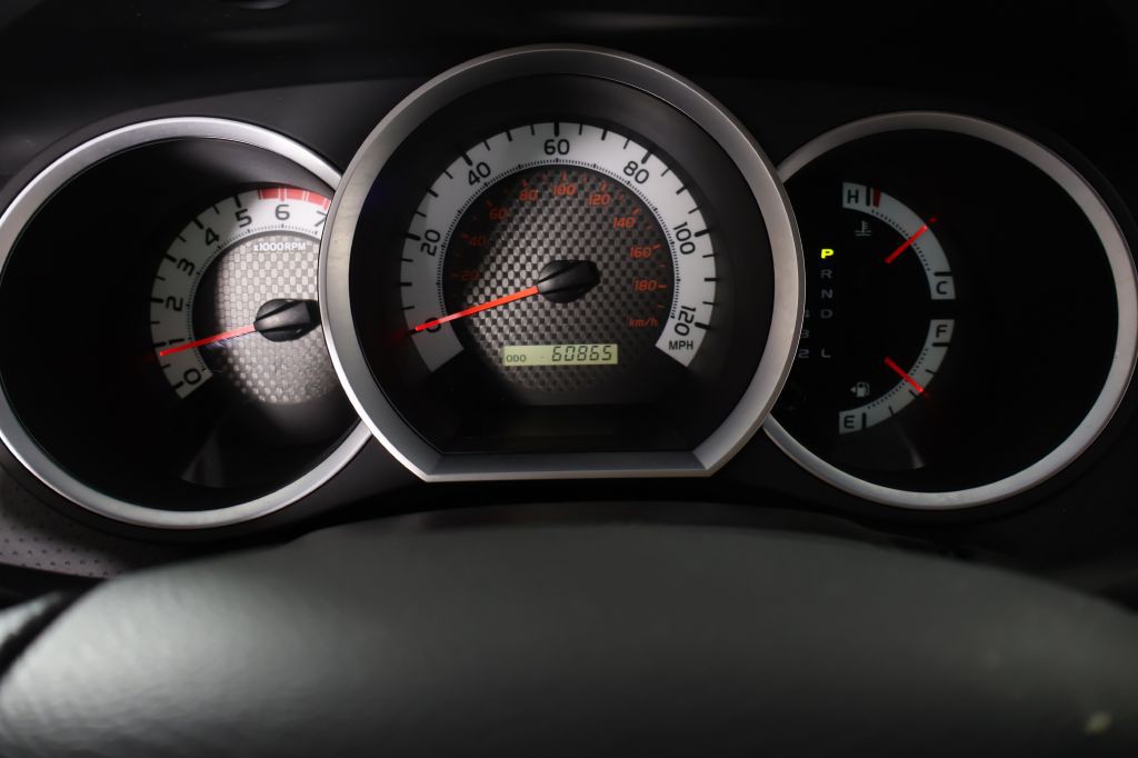 2014 Toyota Tacoma Image 23