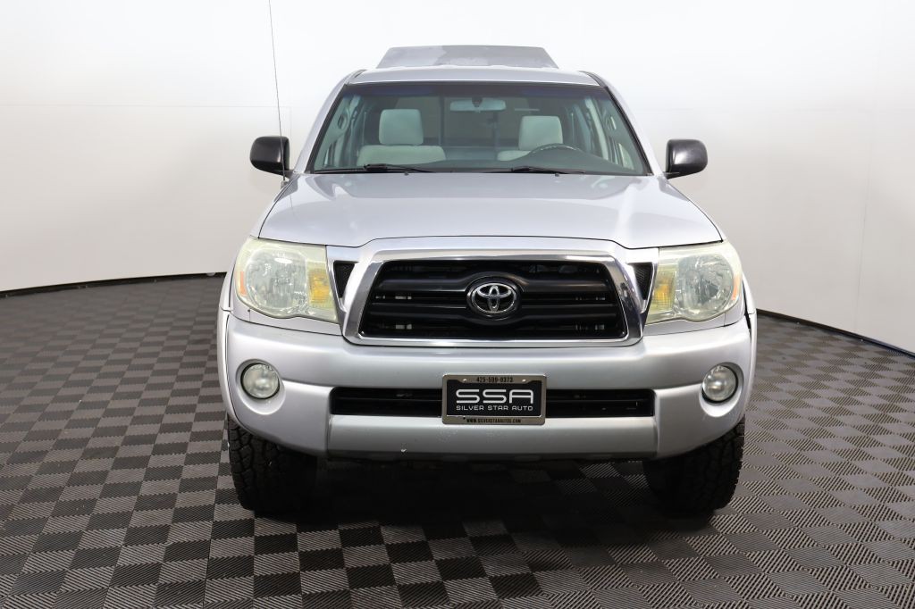 2006 Toyota Tacoma Image 2