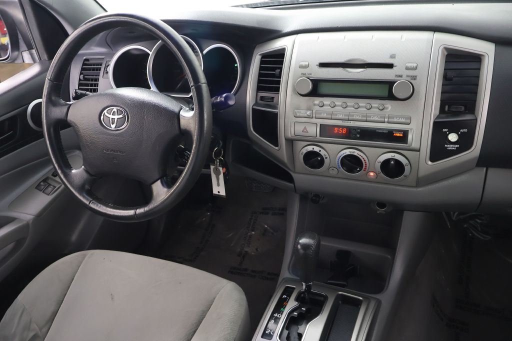 2006 Toyota Tacoma Image 16