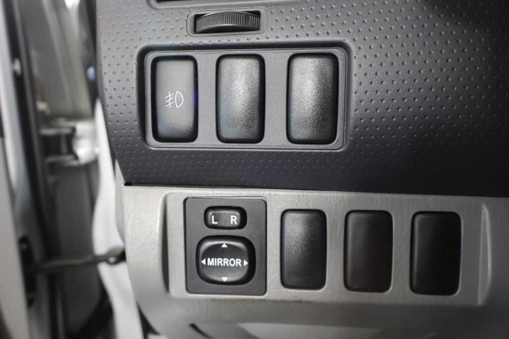 2006 Toyota Tacoma Image 20