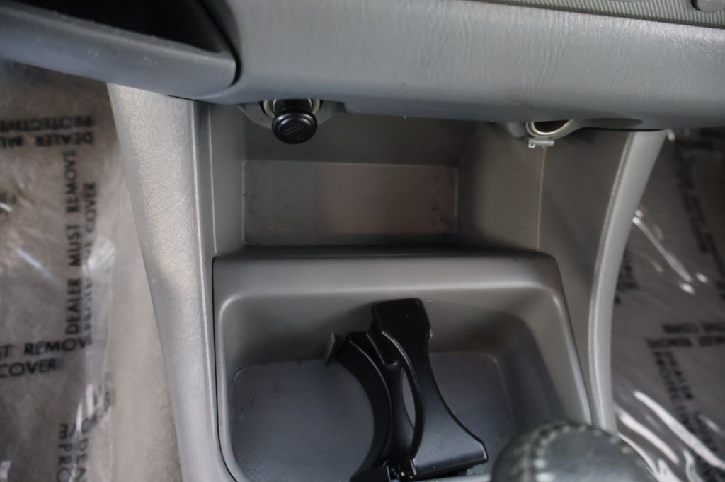 2006 Toyota Tacoma Image 25