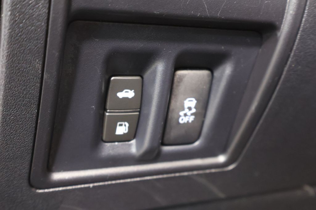 2014 Lexus IS Image 40