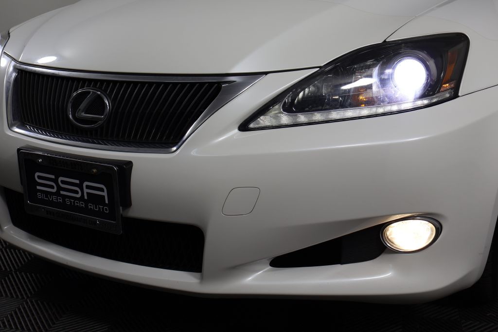 2014 Lexus IS Image 56