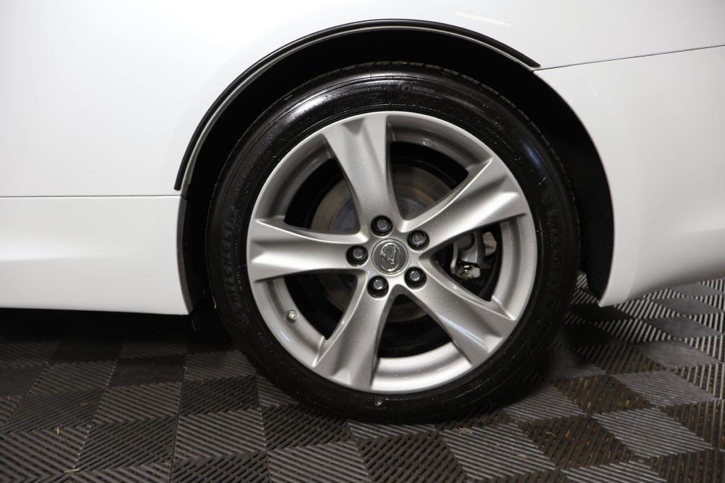 2014 Lexus IS Image 60