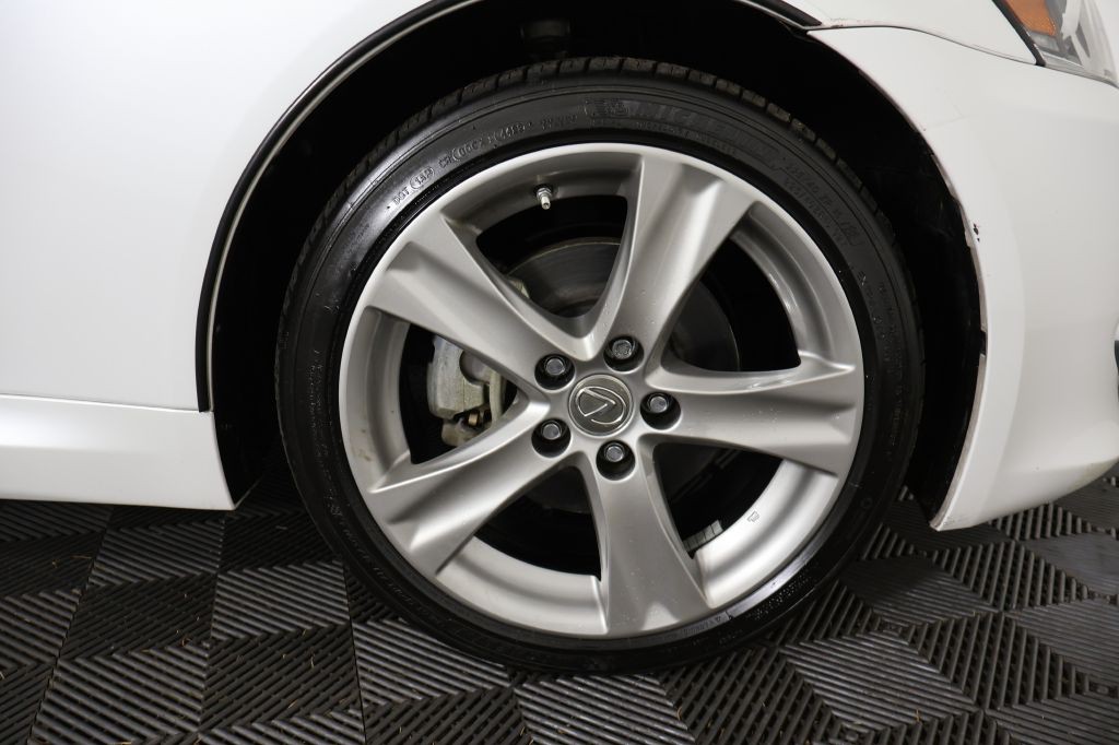 2014 Lexus IS Image 62