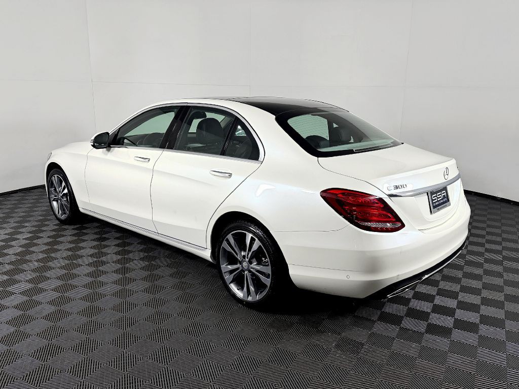 2017 Mercedes-Benz C-Class Image 7