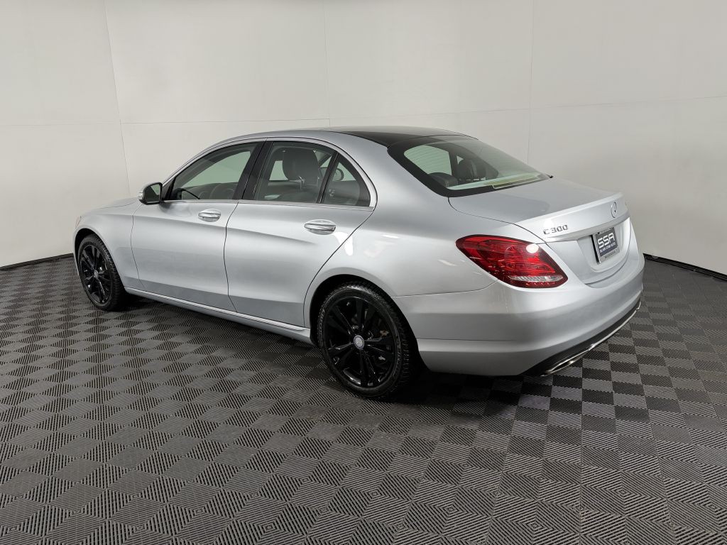 2015 Mercedes-Benz C-Class Image 6