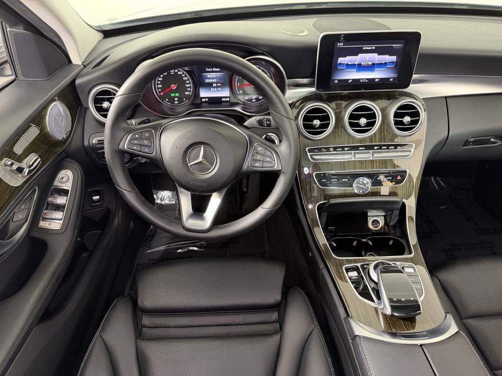 2015 Mercedes-Benz C-Class Image 13
