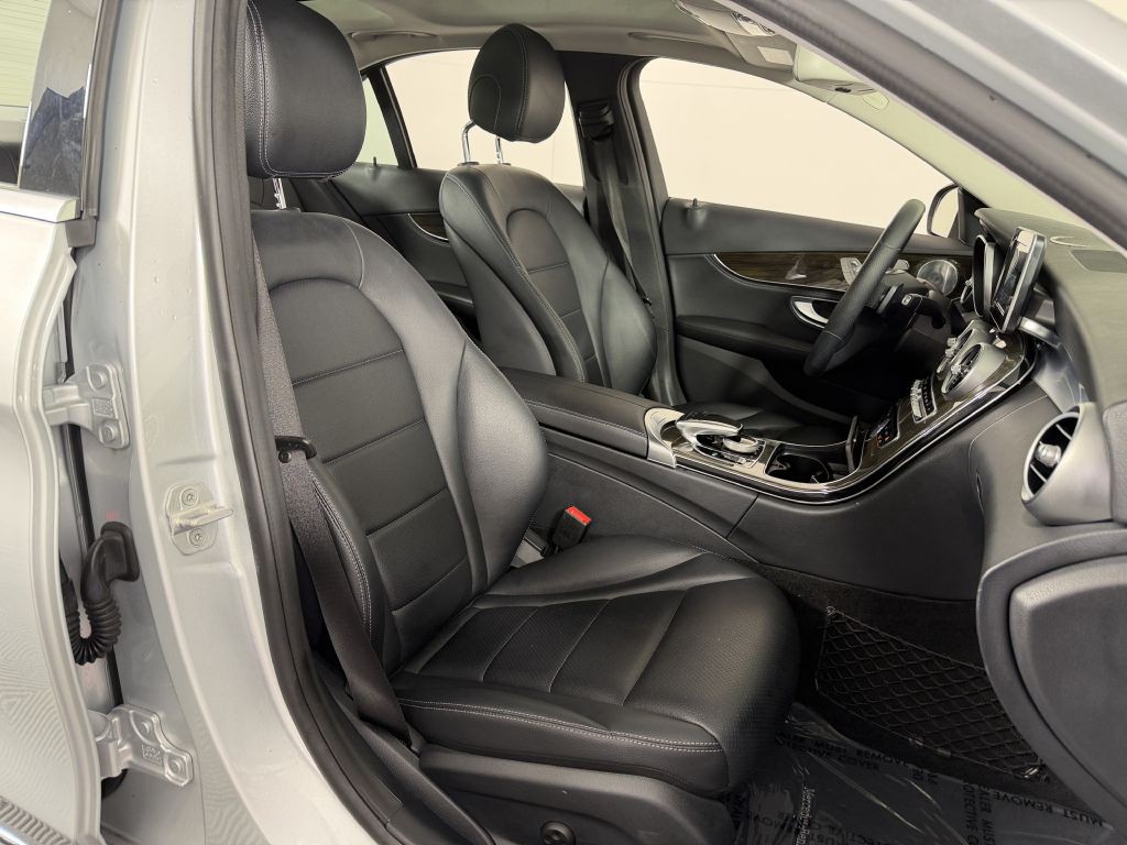 2015 Mercedes-Benz C-Class Image 14