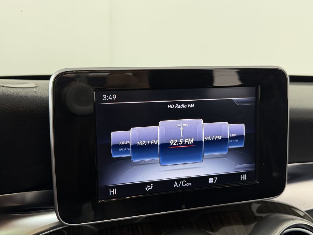 2015 Mercedes-Benz C-Class Image 19