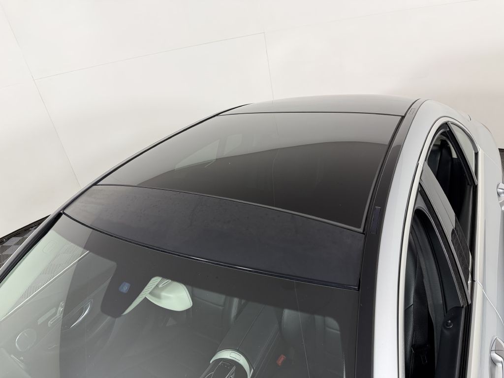 2015 Mercedes-Benz C-Class Image 33