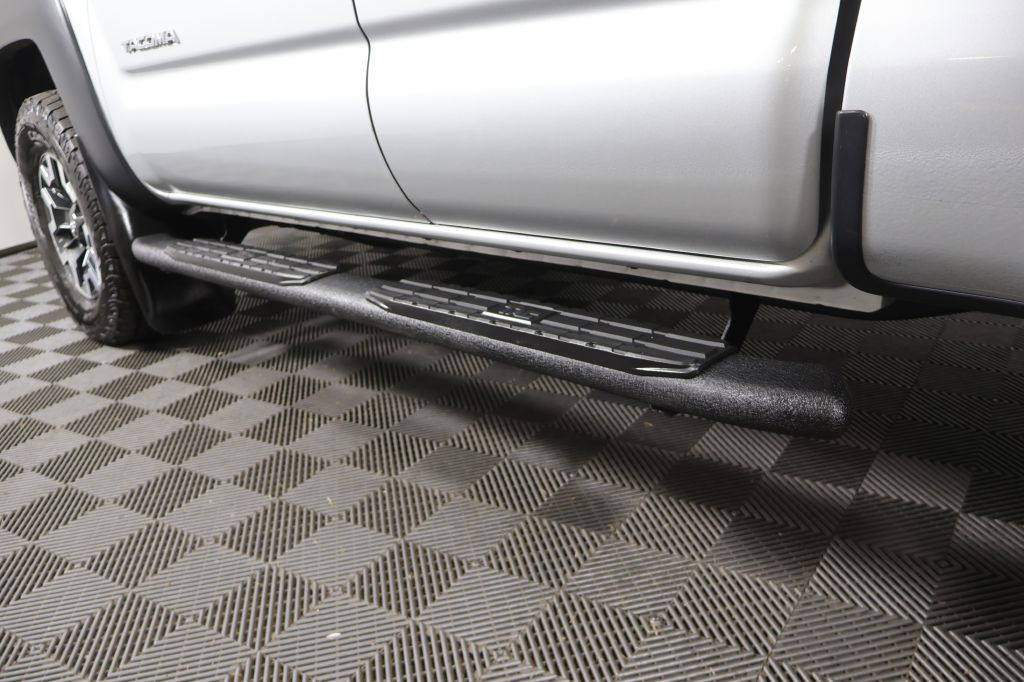 2008 Toyota Tacoma Image 24